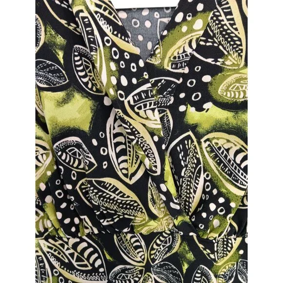 JKLA- Sleeveless Tank Stretch Light Faux Wrap collar-Lime Green-Black-Cream - Picture 12 of 16